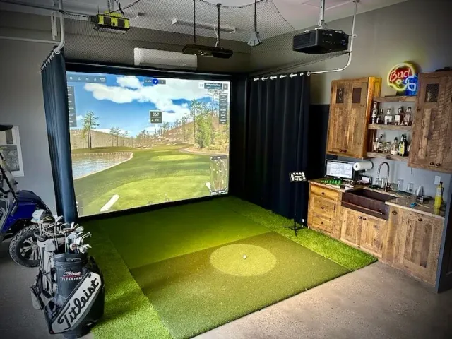 Arcadia, Essential — Camera-based launch monitor, garage conversion
